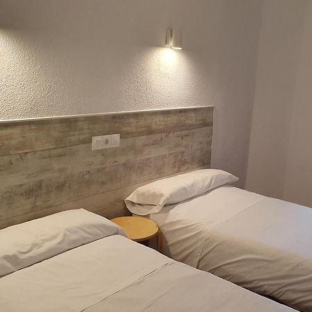 Hostal Ginebra -Madrid Centro Gran Via Sol- エクステリア 写真