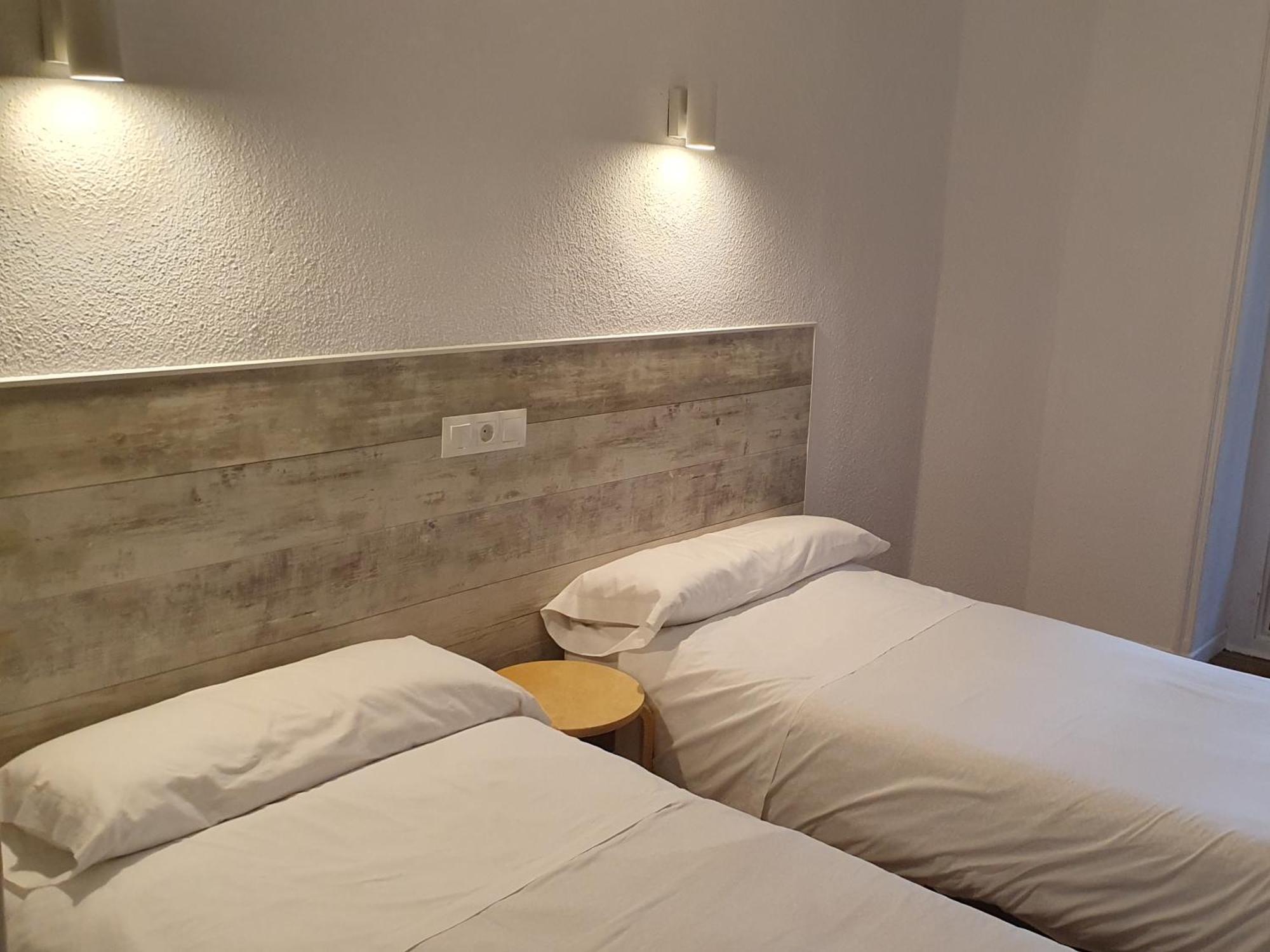 Hostal Ginebra -Madrid Centro Gran Via Sol- エクステリア 写真